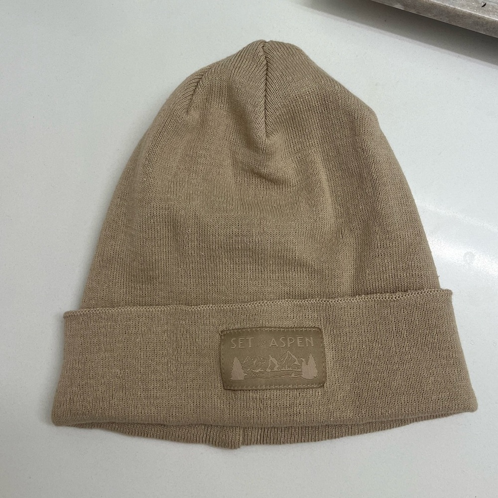 set active hat never worn